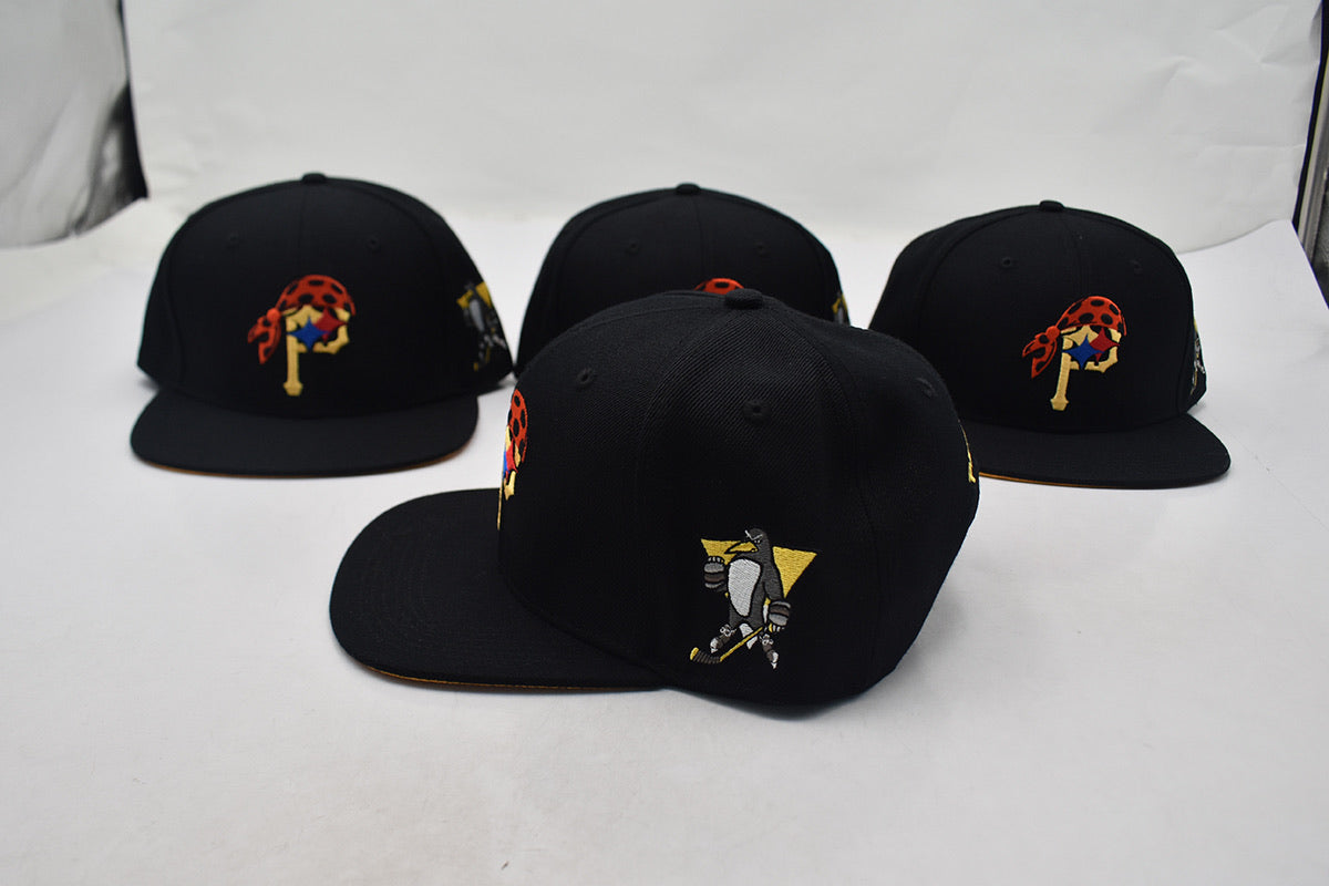 PITTY P -PITTSBURGH PIRATES X PITTSBURGH STEELERS X PITTSBURGH PENGUINS - Creativ LA